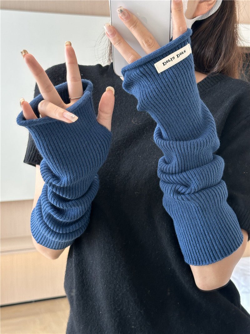 Cascading Knit Sleeve Covers Cozy Elegance for Layered Style (MAC312)