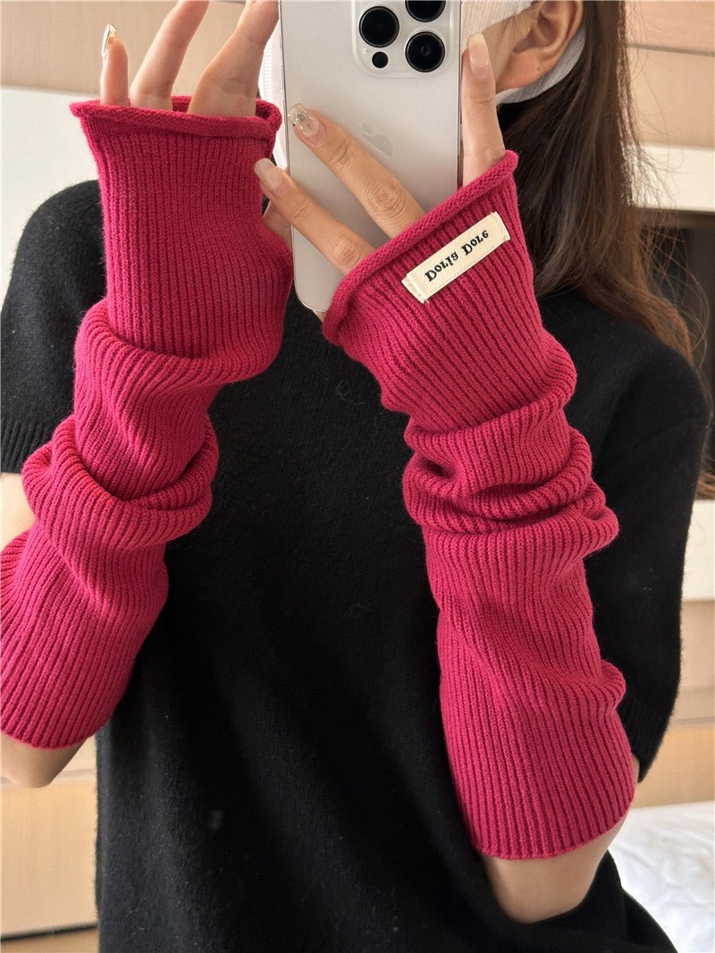 Cascading Knit Sleeve Covers Cozy Elegance for Layered Style (MAC312)