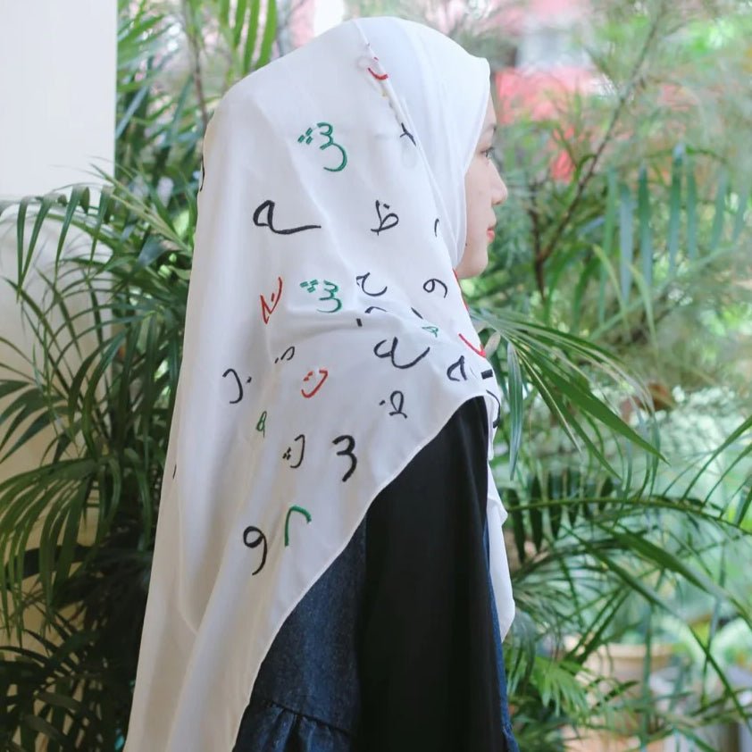 Free Palestine Chiffon Hijab – Cultural Statement Scarf with Arabic Letter Design (MH107)