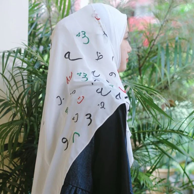 Free Palestine Chiffon Hijab – Cultural Statement Scarf with Arabic Letter Design (MH107)