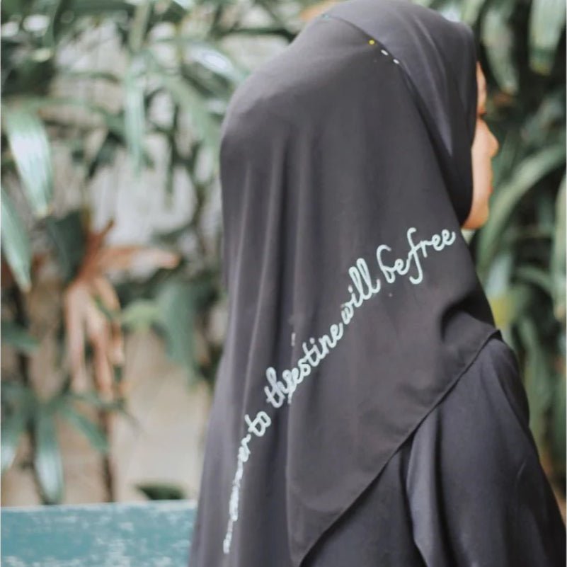Free Palestine Chiffon Hijab – Cultural Statement Scarf with Arabic Letter Design (MH107)