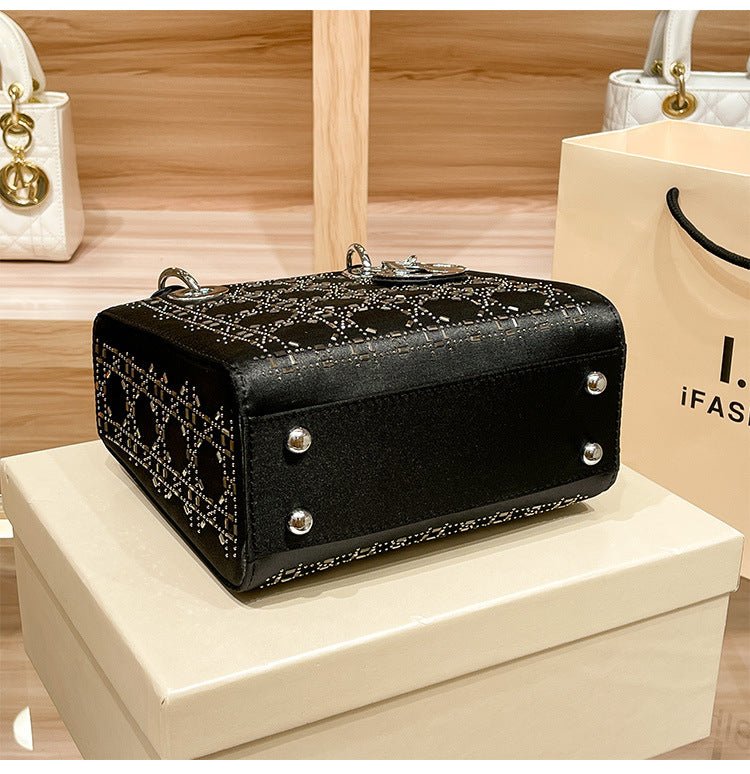 Hot diamond heavy industry high-end satin Princess Diana bag(MAC220)