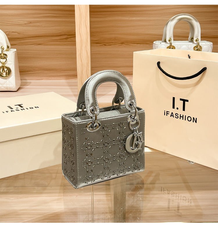 Hot diamond heavy industry high-end satin Princess Diana bag(MAC220)