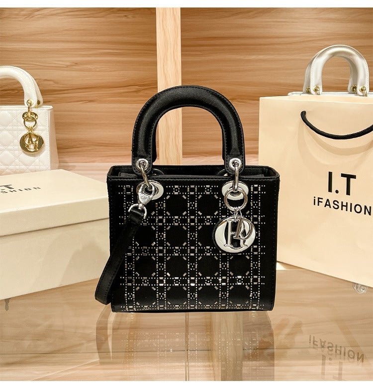Hot diamond heavy industry high-end satin Princess Diana bag(MAC220)