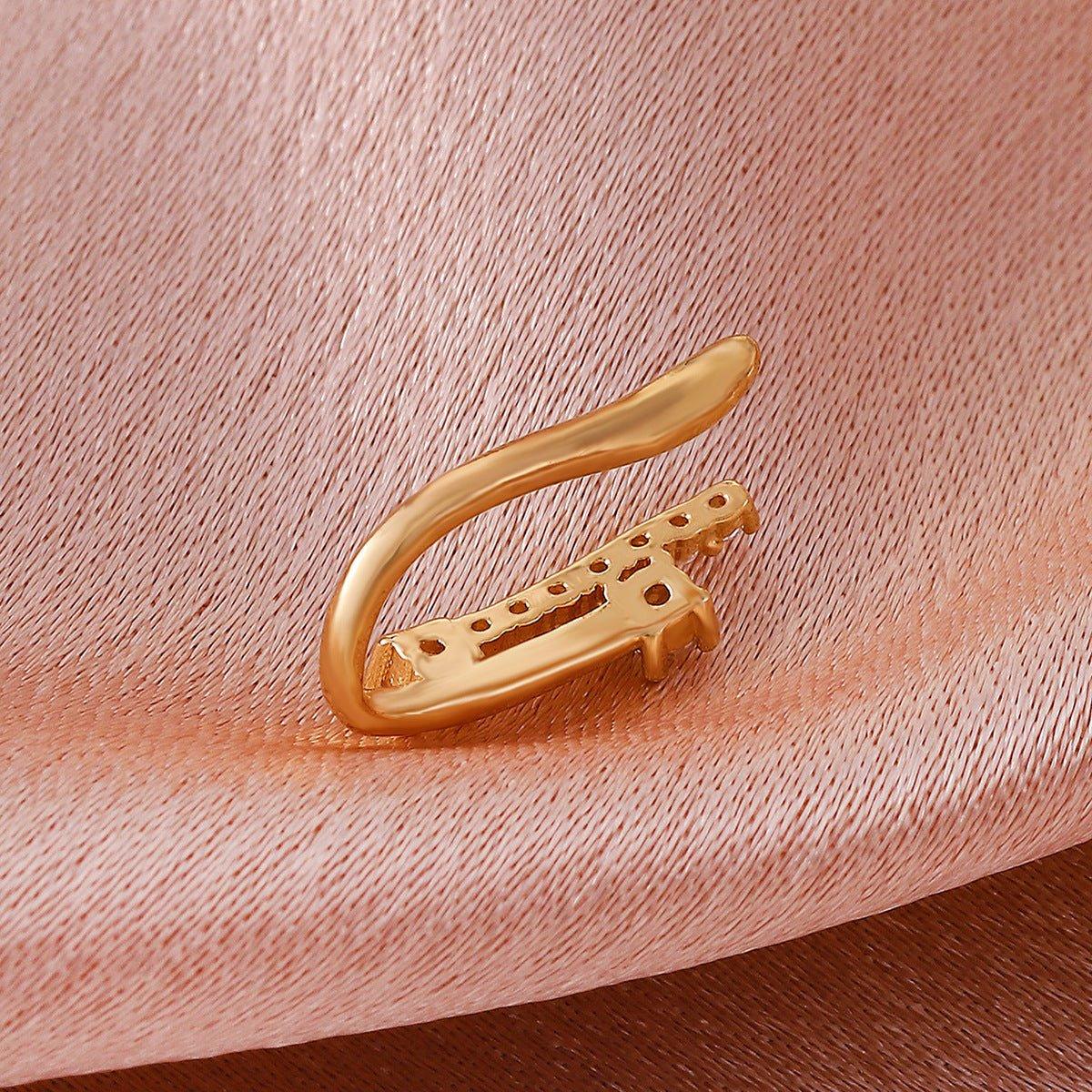 MAC134 Non-Puncture T-Shape Micropaved Zirconia Nose Ring