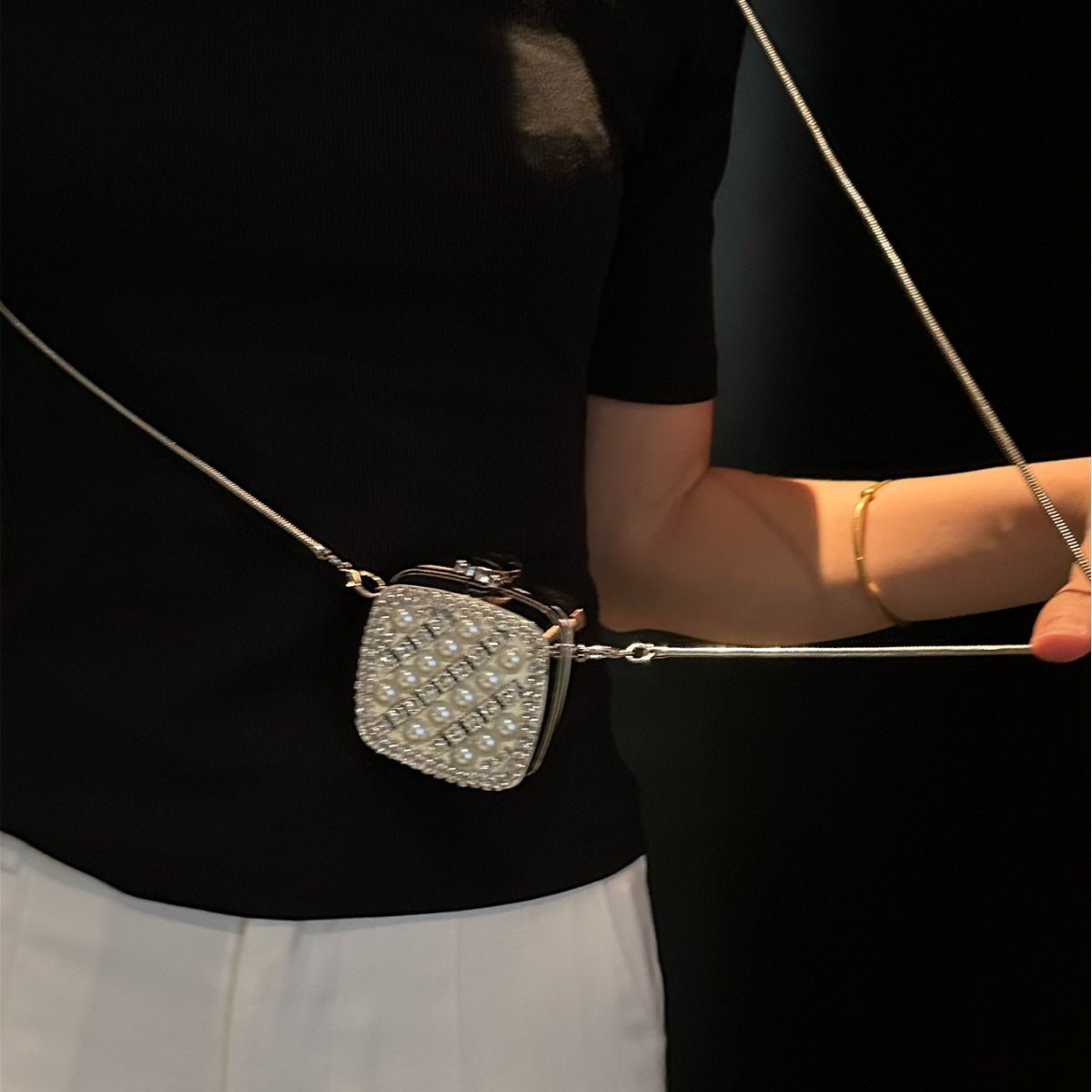 Palm-Sized Diamond Mini Clutch Silver Glamour Gala Bag (MAC281)