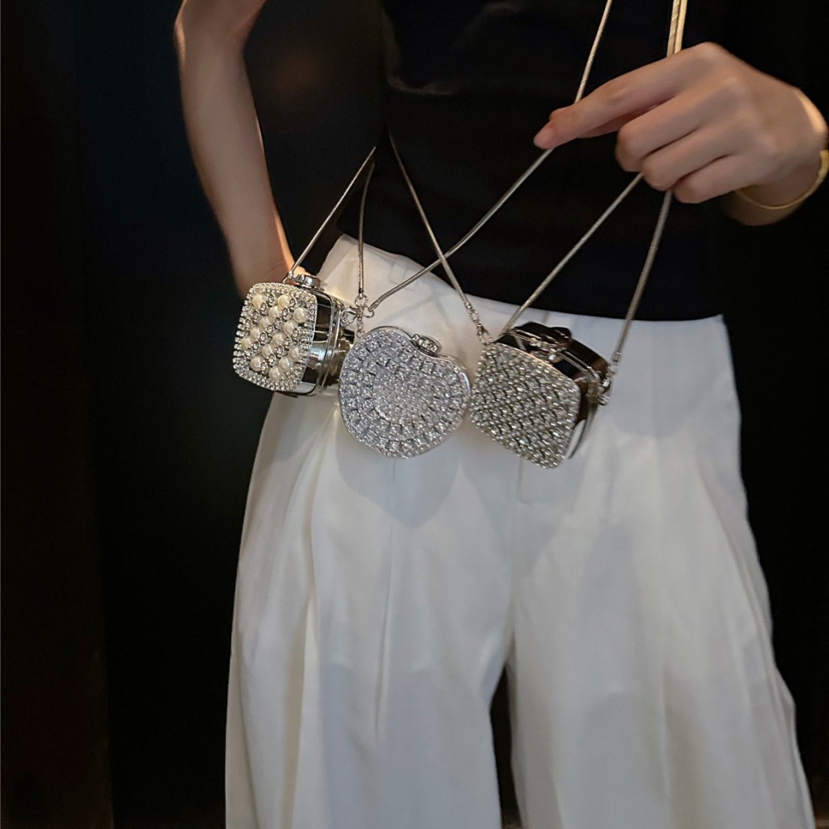Palm-Sized Diamond Mini Clutch Silver Glamour Gala Bag (MAC281)