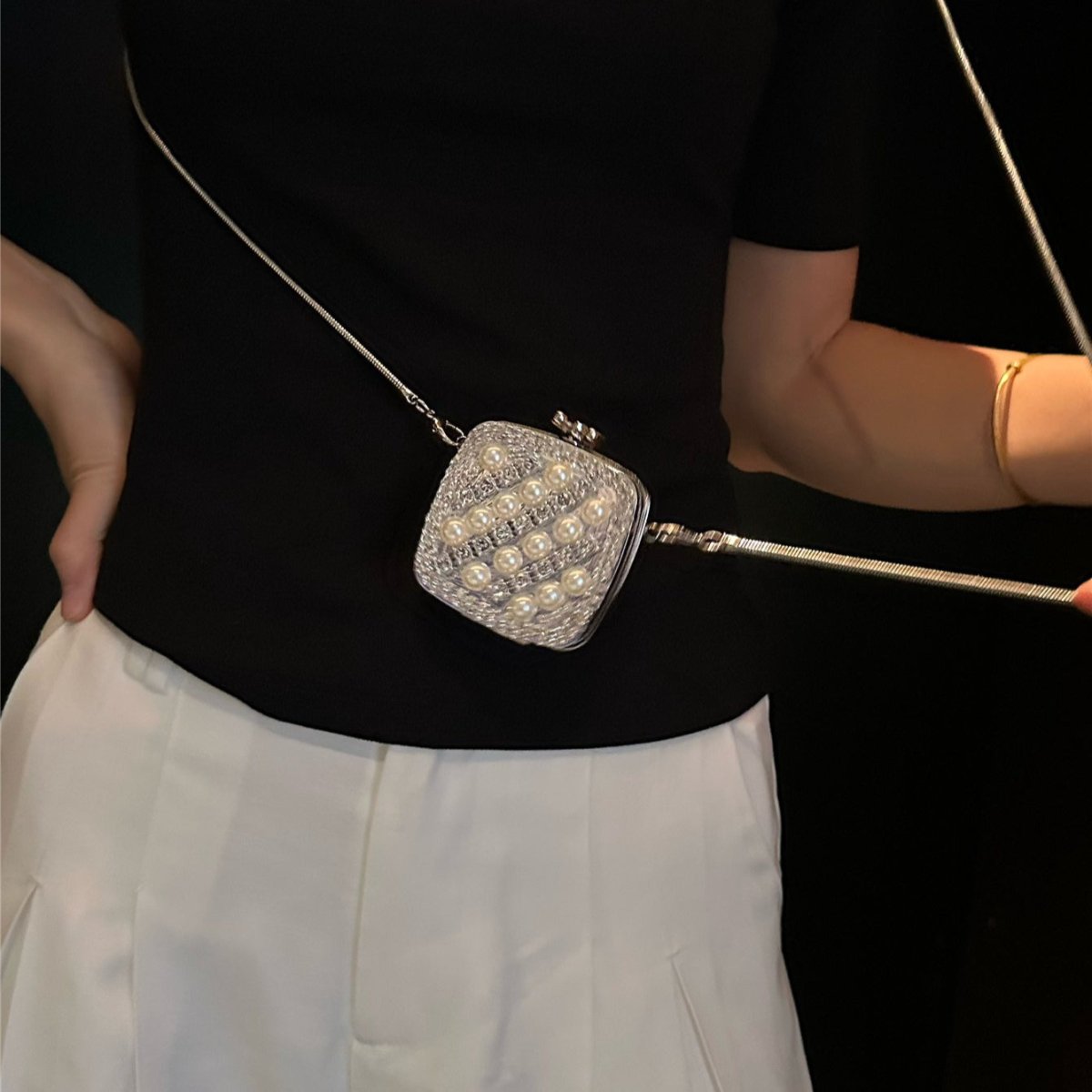 Palm-Sized Diamond Mini Clutch Silver Glamour Gala Bag (MAC281)