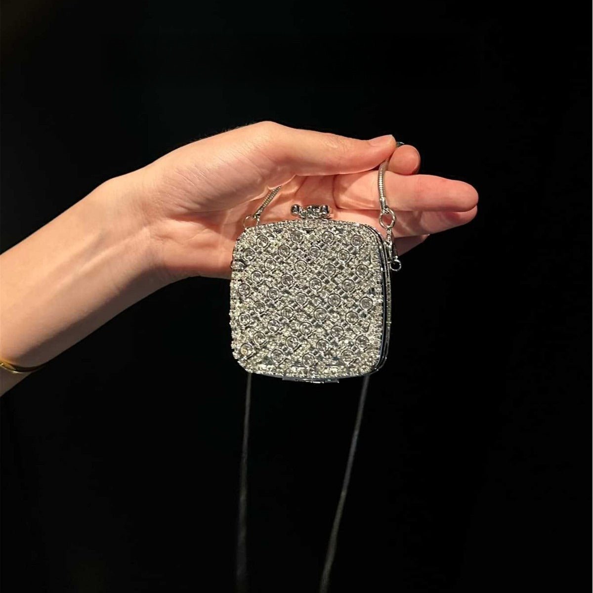 Palm-Sized Diamond Mini Clutch Silver Glamour Gala Bag (MAC281)